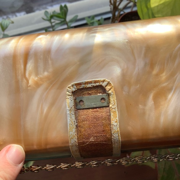 3/20$⭐️plastic golden purse - Picture 11 of 14